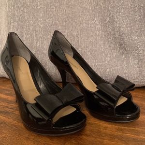 Via Spiga Black Patent Peep Toe Pump with Bow